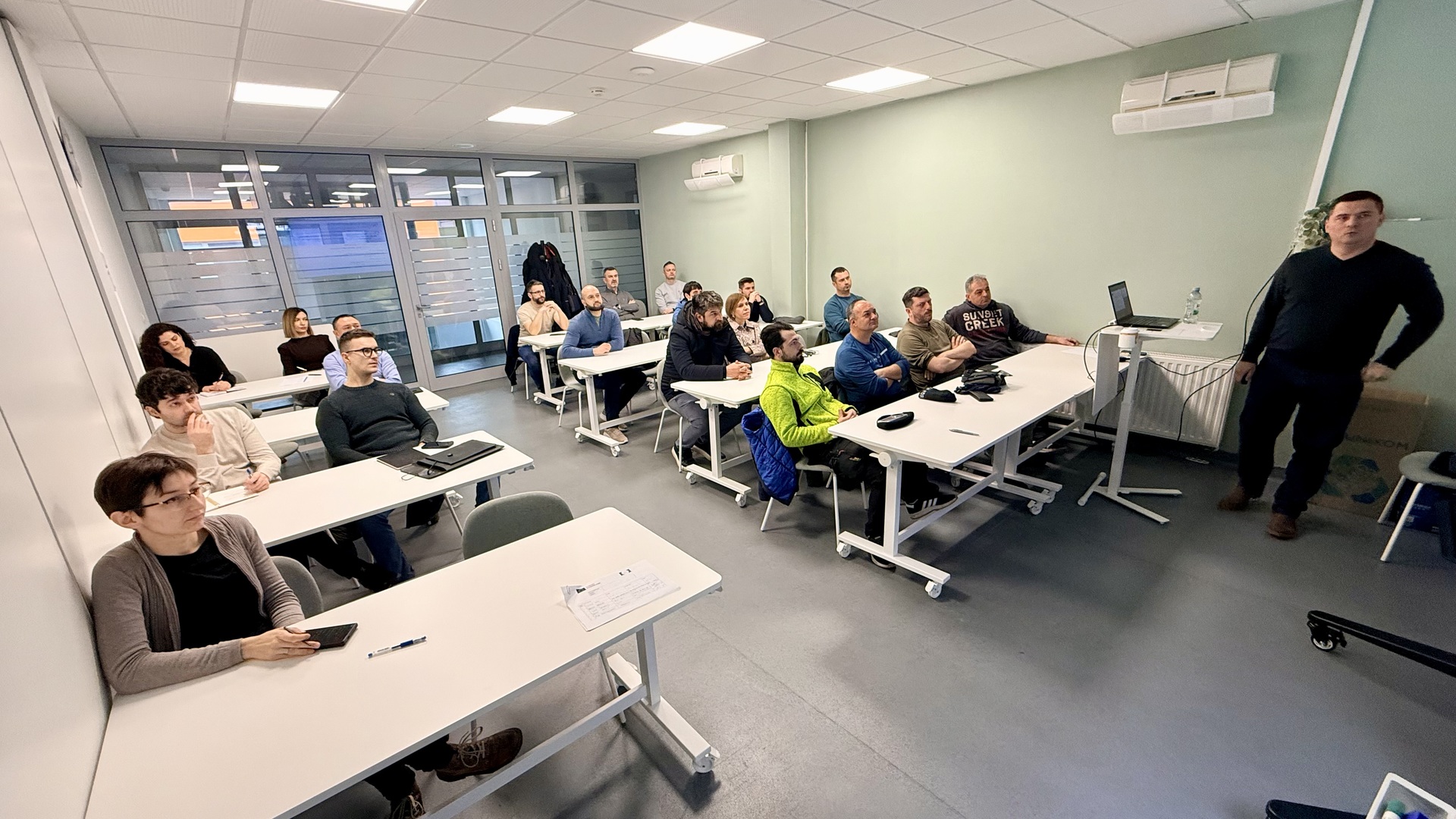 41987ec0 b30f 424f 8378 b5bd3100f13e